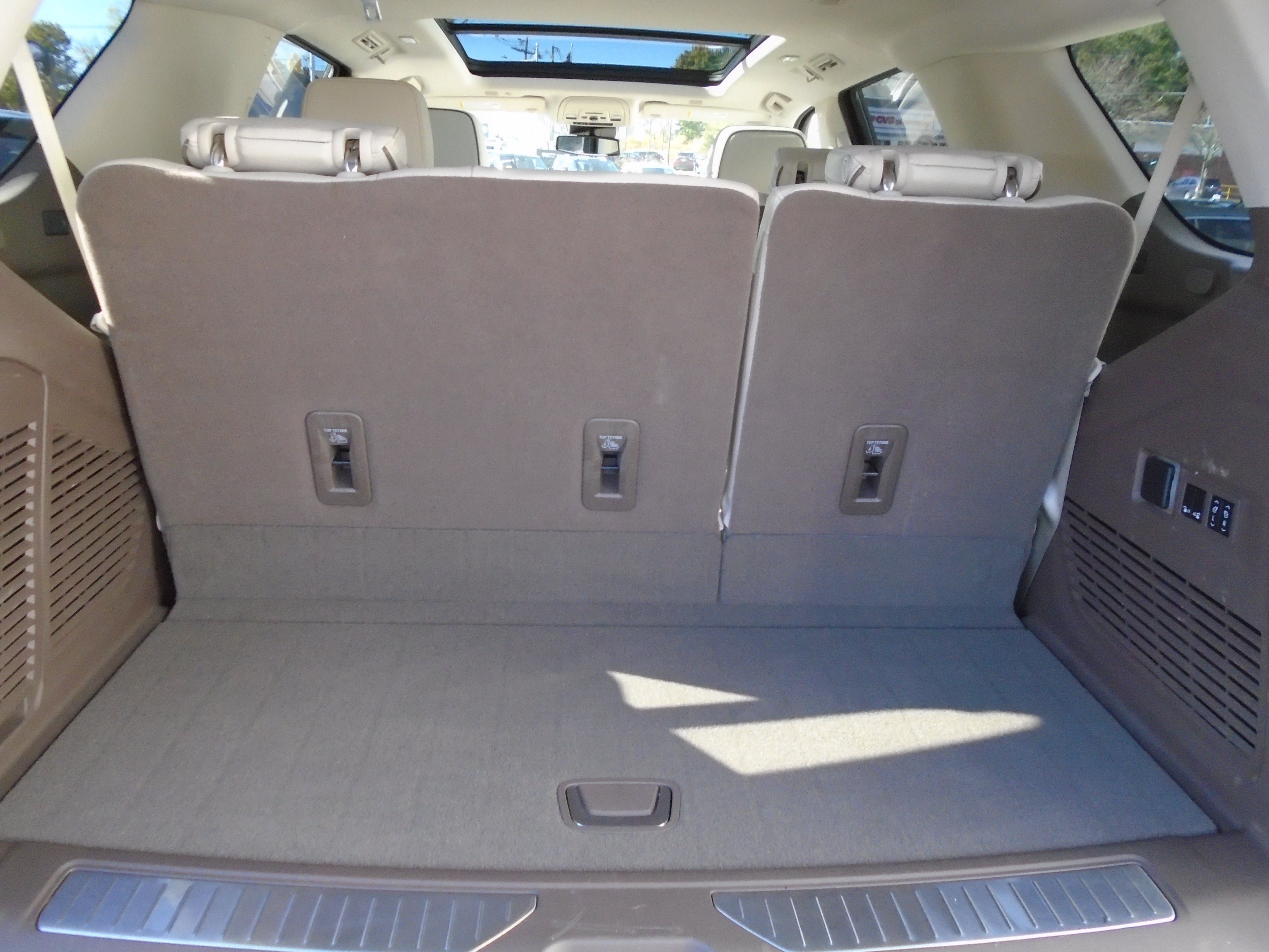 Used 2023 GMC Yukon Denali AWD/4WD image 42