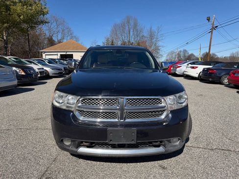 Used 2011 Dodge Durango Citadel w/ Trailer Tow Group IV AWD/4WD image 3