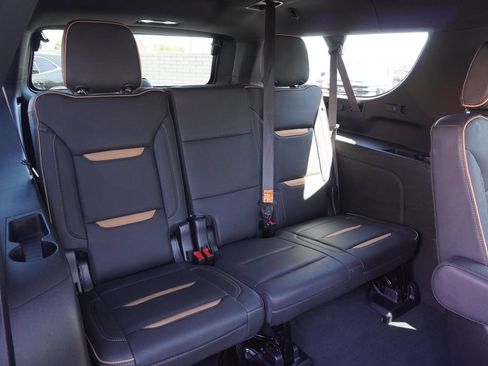Certified 2023 GMC Yukon XL AT4 w/ Technology Package AWD/4WD image 11