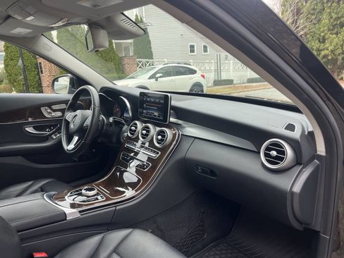 Used 2017 Mercedes-Benz C 300 Sedan image 14