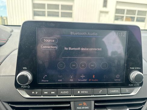 Used 2022 Nissan Altima 2.5 SR FWD image 14