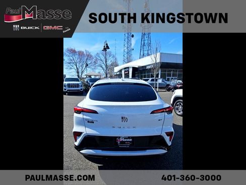 Certified 2024 Buick Envista Sport Touring w/ Convenience I Package FWD image 5