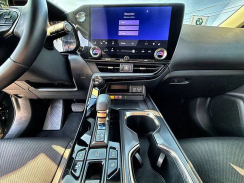 Used 2024 Lexus NX 350 AWD image 24