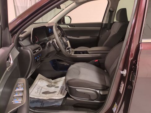 Used 2023 Hyundai Palisade SE image 16