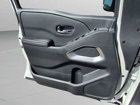 New 2026 Nissan Frontier SV w/ SV Convenience Package RWD image 22