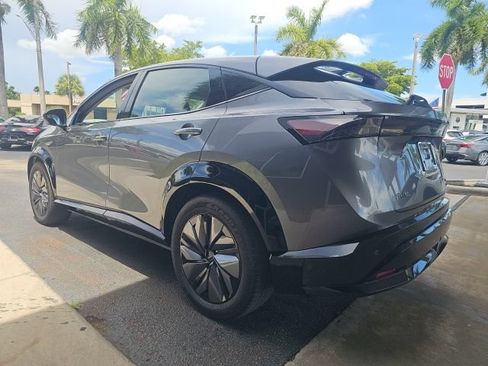 Used 2024 Nissan Ariya AWD image 6