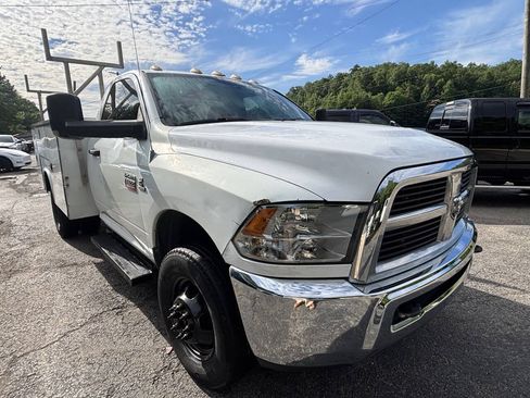 Used 2012 RAM 3500 ST w/ PWR & Remote Entry Group AWD/4WD image 5