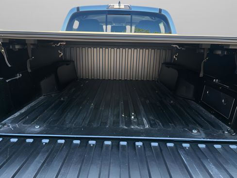 Used 2023 Toyota Tacoma TRD Sport image 28