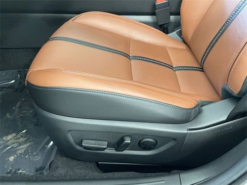 Used 2025 MAZDA CX-50 2.5 Turbo w/ Premium Plus Pkg image 22