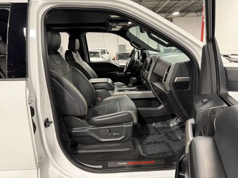 Used 2018 Ford F150 Raptor w/ Equipment Group 802A Luxury AWD/4WD image 43