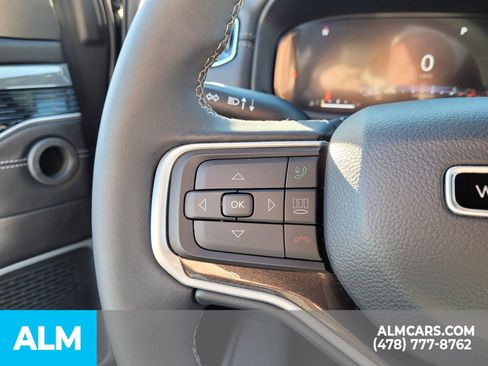 Used 2023 Jeep Wagoneer 4WD w/ Premium Group I image 23