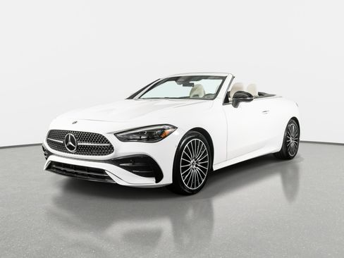 Used 2024 Mercedes-Benz CLE 300 4MATIC Cabriolet w/ Night Package image 20