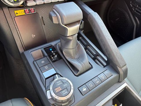 New 2026 Toyota Tacoma 4x4 Double Cab Hybrid image 16