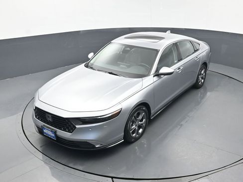 Used 2023 Honda Accord EX-L image 37