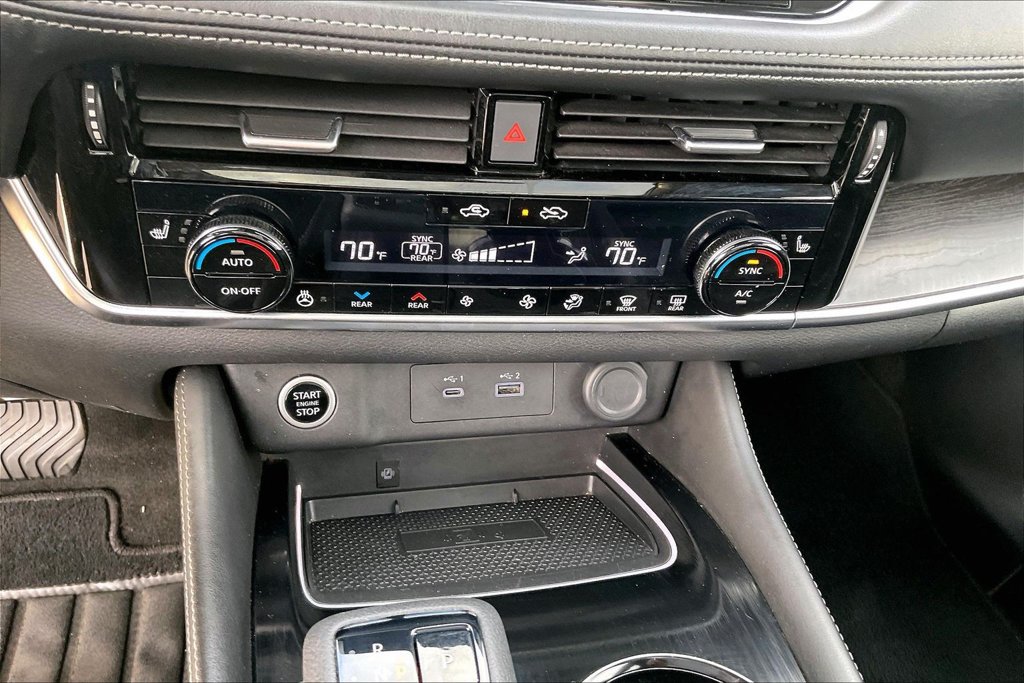 Used 2022 Nissan Rogue Platinum w/ Head-Up Display Package AWD/4WD image 35