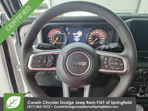 Certified 2025 Jeep Wrangler Unlimited Sahara AWD/4WD image 22