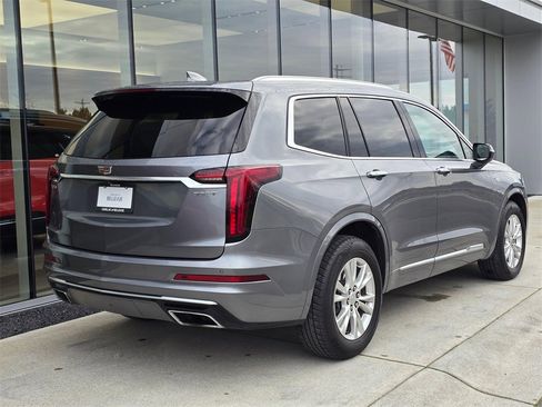 Used 2021 Cadillac XT6 Luxury image 5