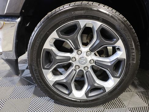 Used 2019 RAM 1500 Limited AWD/4WD image 28