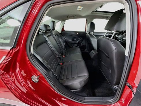 Certified 2023 Volkswagen Jetta SE w/ Panoramic Sunroof Package FWD image 26