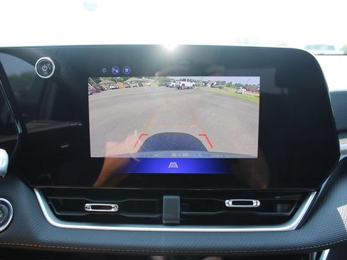 New 2027 Chevrolet Equinox LT w/ Convenience Package II AWD/4WD image 56