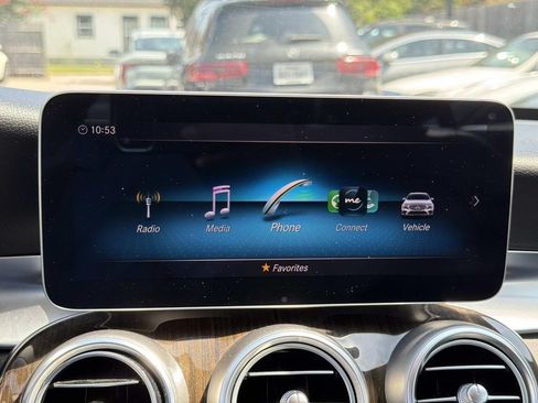Used 2019 Mercedes-Benz C 300 Sedan image 25