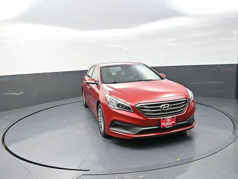 Used 2017 Hyundai Sonata Sport w/ Value Edition Package 02 FWD image 24