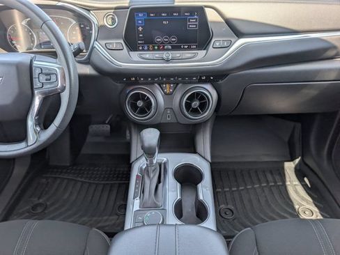 Used 2021 Chevrolet Blazer LT FWD image 7