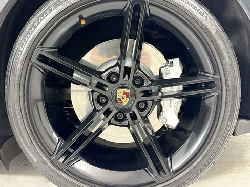 Certified 2021 Porsche Taycan 4S AWD/4WD image 30
