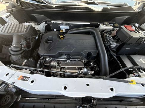 Used 2025 Chevrolet Equinox RS w/ Safety and Technology Package AWD/4WD image 28