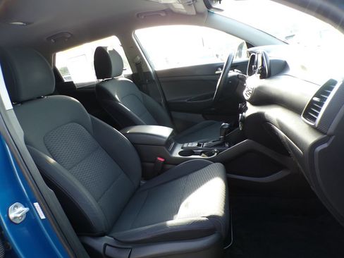 Used 2020 Hyundai Tucson Sport FWD image 16