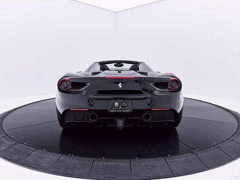 Used 2018 Ferrari 488 Spider RWD image 23