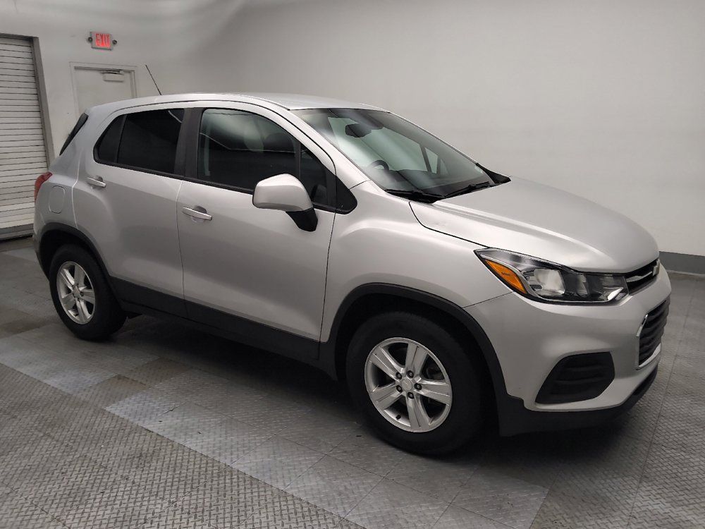 Used 2020 Chevrolet Trax LS w/ Tint and Cruise Package FWD image 11