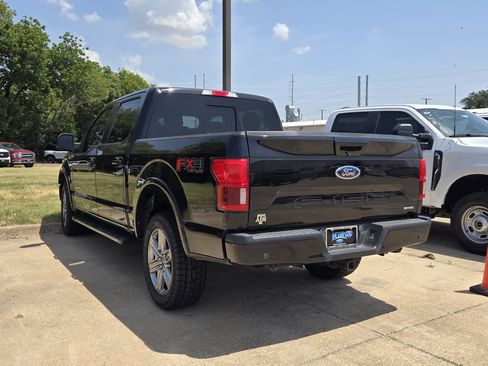 Used 2019 Ford F150 Lariat w/ Equipment Group 502A Luxury AWD/4WD image 4
