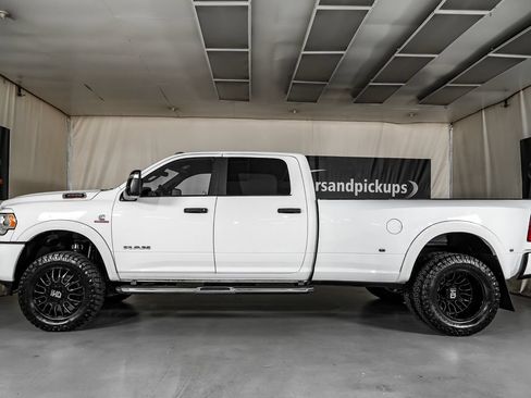 Used 2024 RAM 3500 Big Horn AWD/4WD image 12