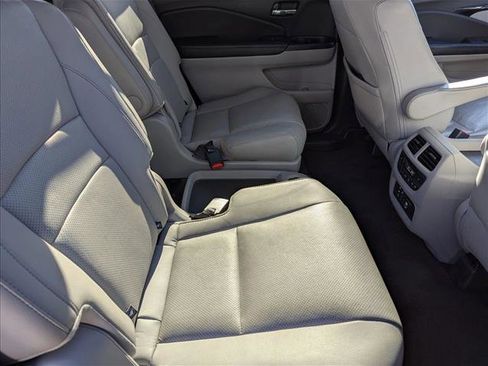 Used 2016 Honda Pilot Elite image 23