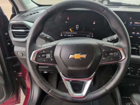Used 2024 Chevrolet TrailBlazer LT w/ Convenience Package AWD/4WD image 7