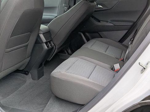 New 2026 Chevrolet Equinox LT FWD image 22
