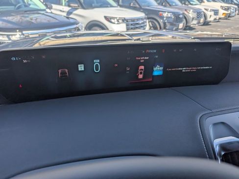 New 2026 Ford Expedition Max Platinum image 12