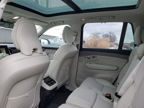 New 2026 Volvo XC90 B6 Ultra w/ Protection Package image 30