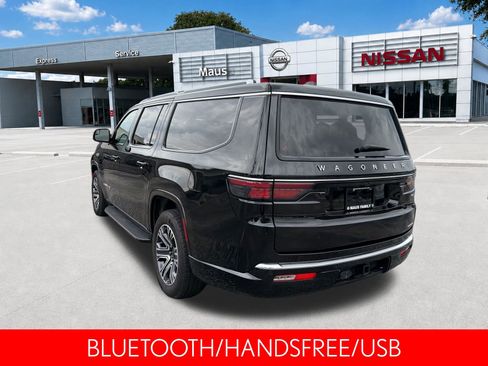 Used 2024 Jeep Wagoneer L Series II RWD image 6