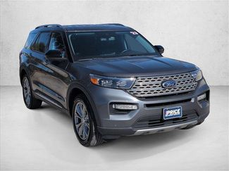 Used 2023 Ford Explorer Limited video 3