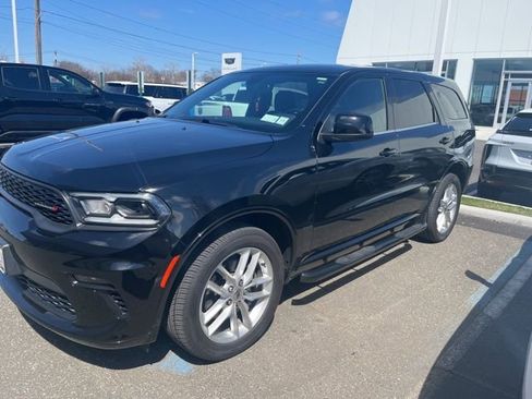 Used 2022 Dodge Durango GT image 2