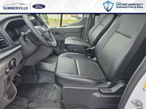 New 2026 Ford Transit 250 148 Medium Roof RWD image 17