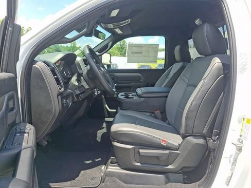 New 2026 RAM 2500 Tradesman AWD/4WD image 5