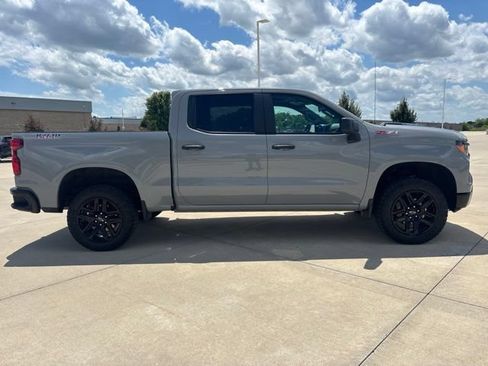 Used 2024 Chevrolet Silverado 1500 Custom Trail Boss AWD/4WD image 45