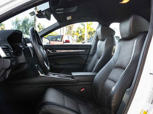 Used 2019 Honda Accord Sport image 14