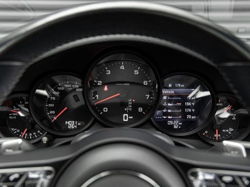 Certified 2018 Porsche 911 Carrera image 20