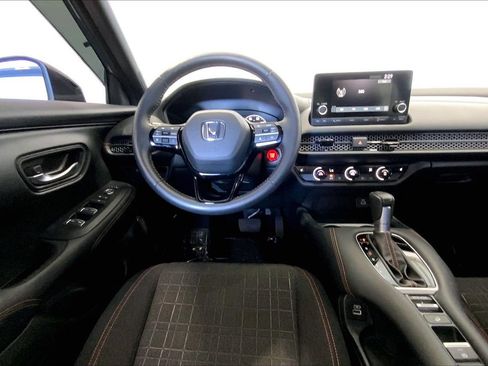 Used 2023 Honda HR-V Sport image 4