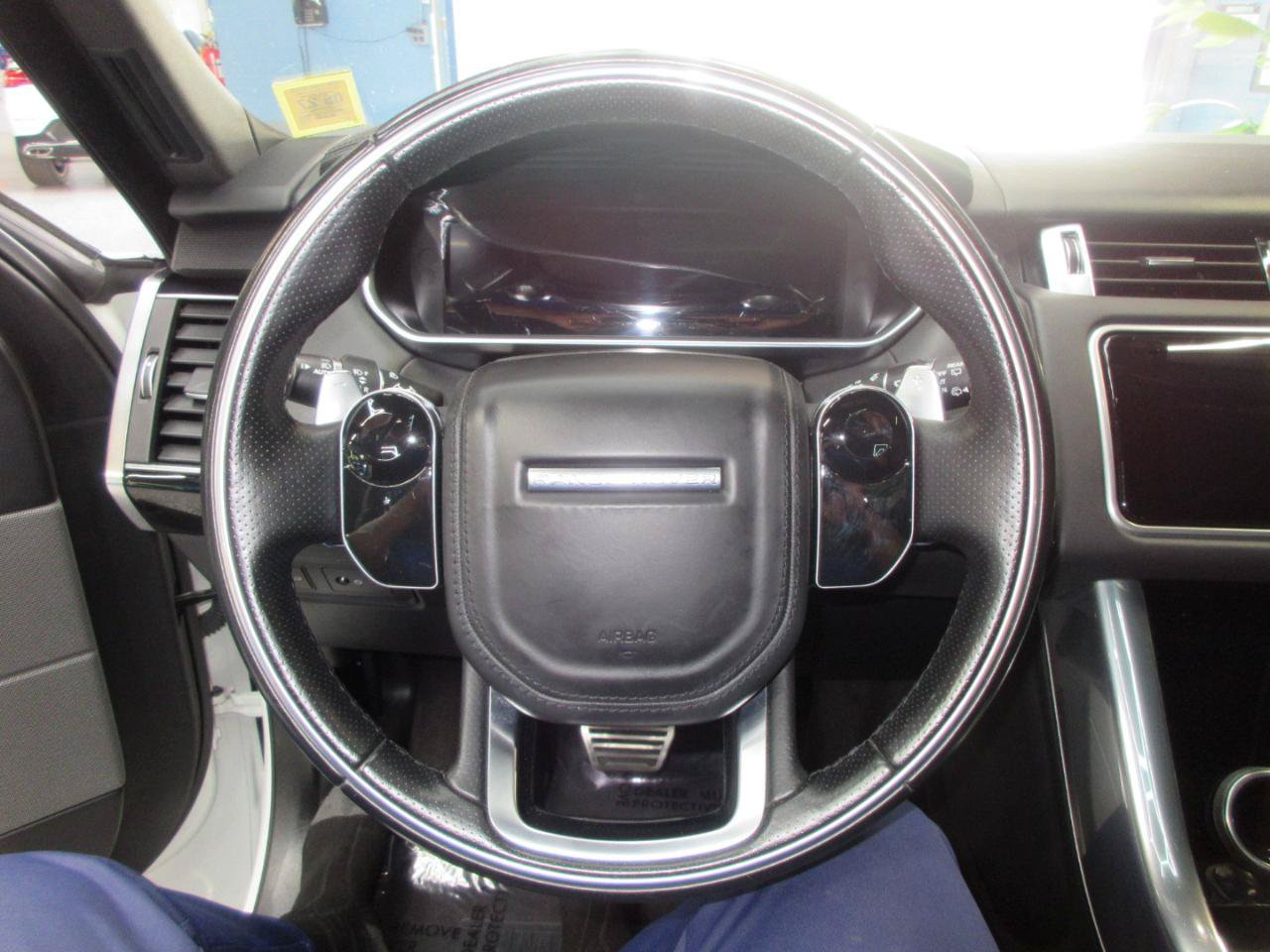 Used 2018 Land Rover Range Rover Sport HSE Dynamic AWD/4WD image 15