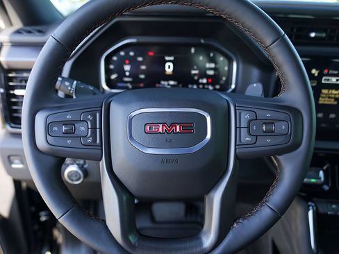 Used 2026 GMC Sierra 1500 AT4 w/ AT4 Premium Package AWD/4WD image 15